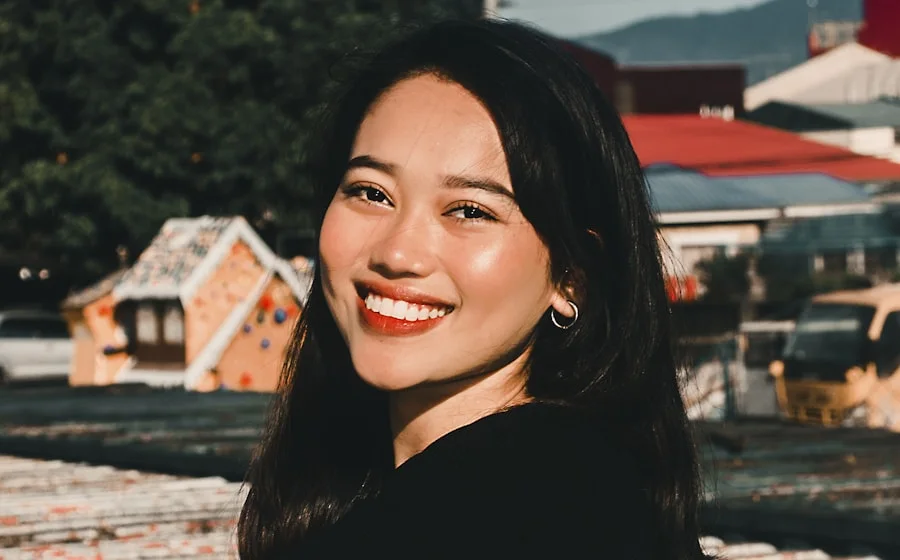 A Filipina retail supervisor in Dubai Marina